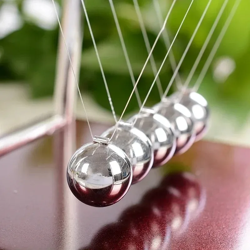 Newton Cradle Steel Balance Ba - Newton Cradle Large 评论和价格
